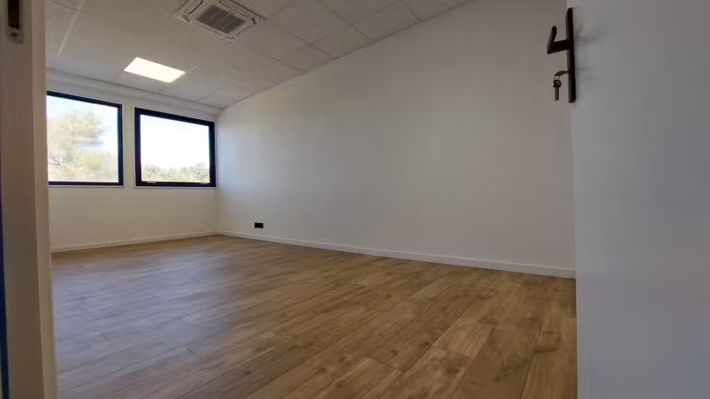 A louer bureaux de 15m² Le Cannet Canéopole