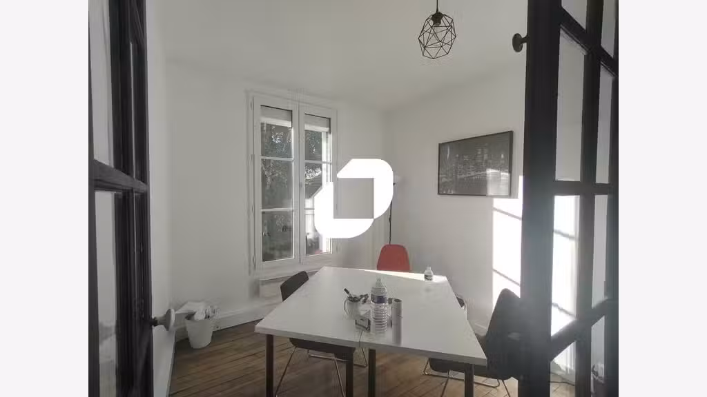 A louer Bureaux 106m² Le chesnay