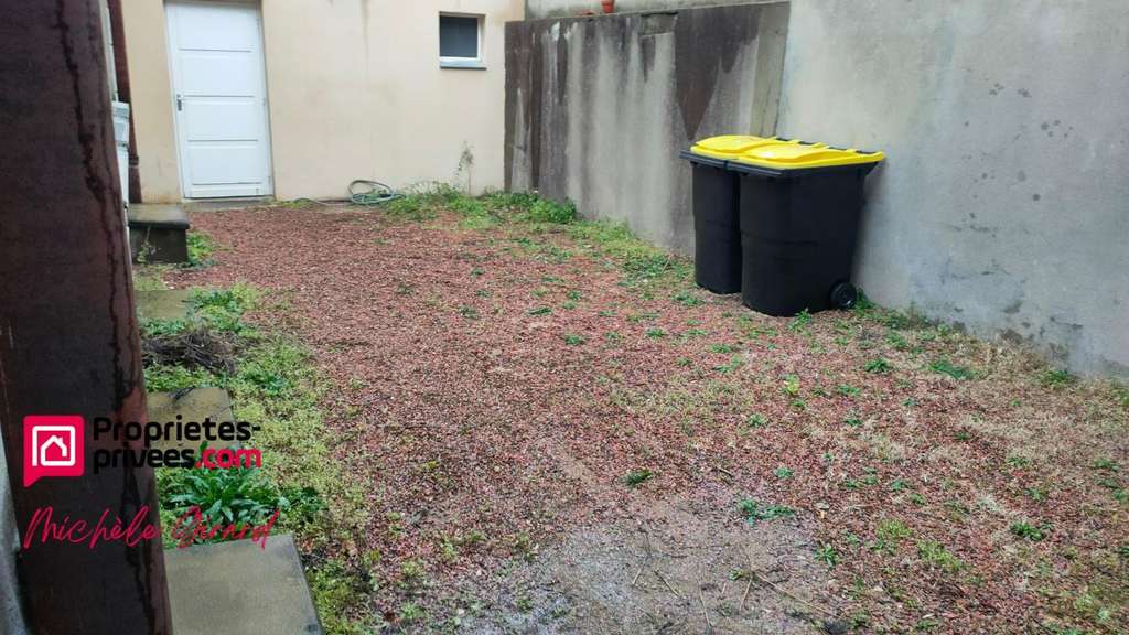 A louer local commercial 250m² au Coteau 
