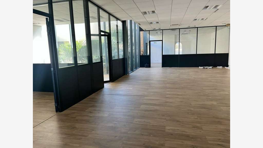 Bureaux 236 m² à louer au Havre (76)