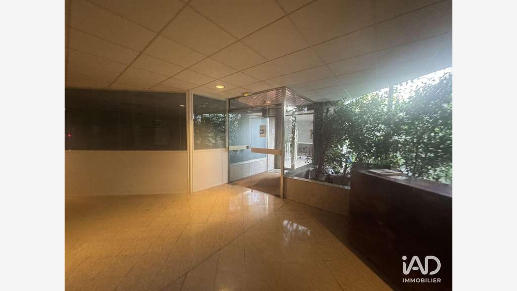 Loue bureau 210m² au 7ème étage au Kremlin-Bicêtre