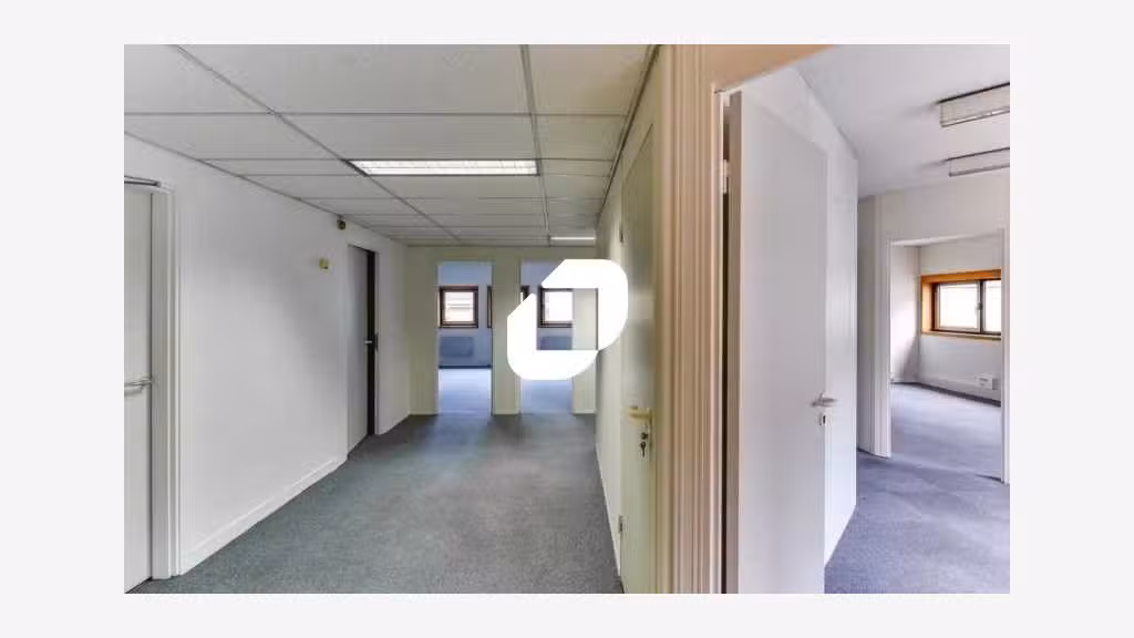 A louer Bureaux 361m² Le kremlin bicetre