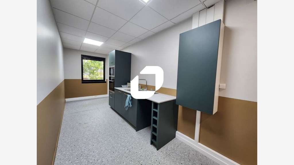 A louer Bureaux 677m² Le pecq