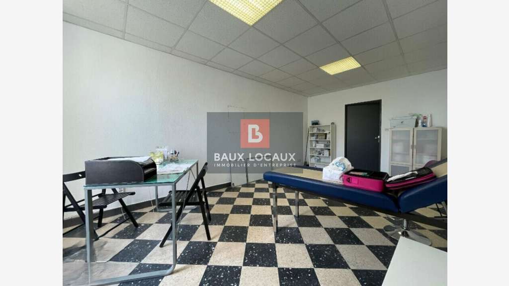 A louer bureaux 25m² RDC au Pontet
