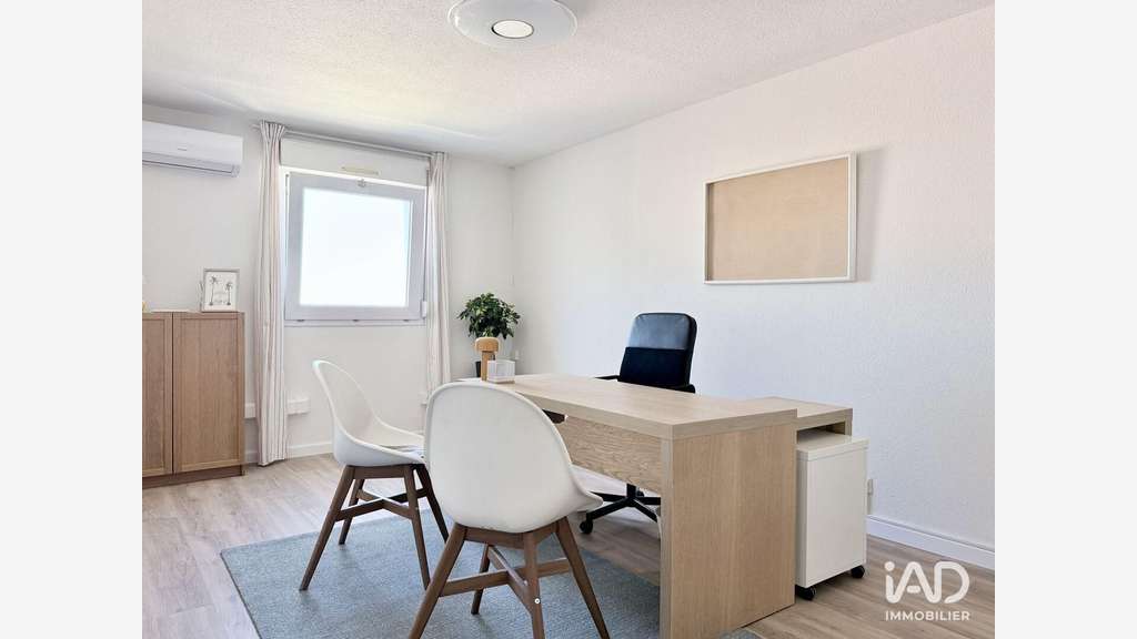 A louer bureau profession médicale 17m² Le Pradet
