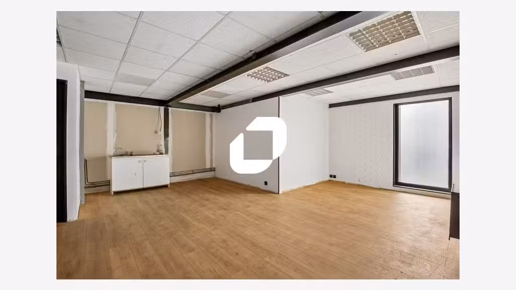 A louer Bureaux 449m² Le thillay