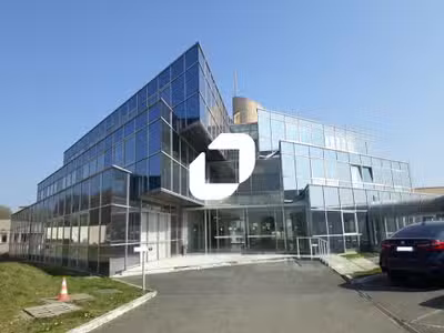 A louer Bureaux 391m² Les essarts le roi