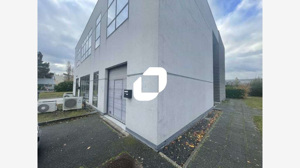 A louer Bureaux 182m² Les ulis