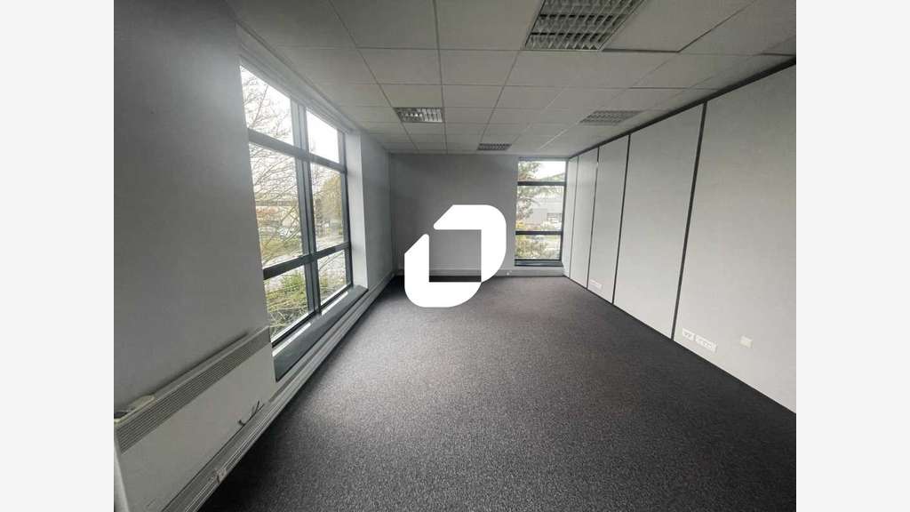 A louer Bureaux 182m² Les ulis