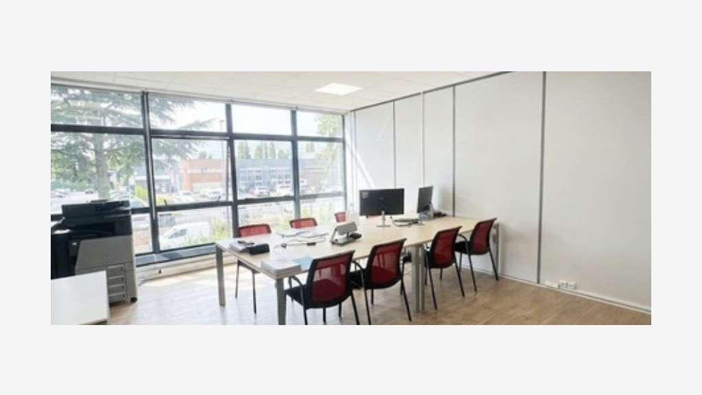 Bureaux de 182m² à louer en R+1 Les Ulis