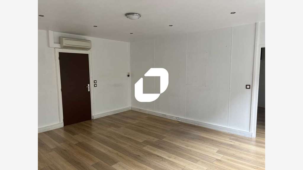 A louer Bureaux 585m² Levallois perret