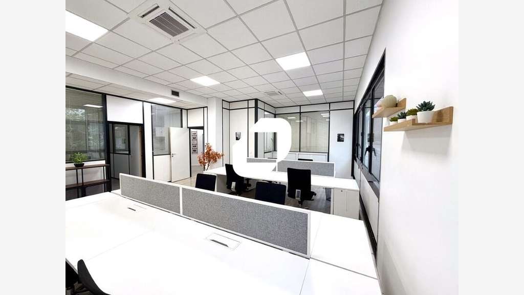 A louer Bureaux 118m² Levallois perret