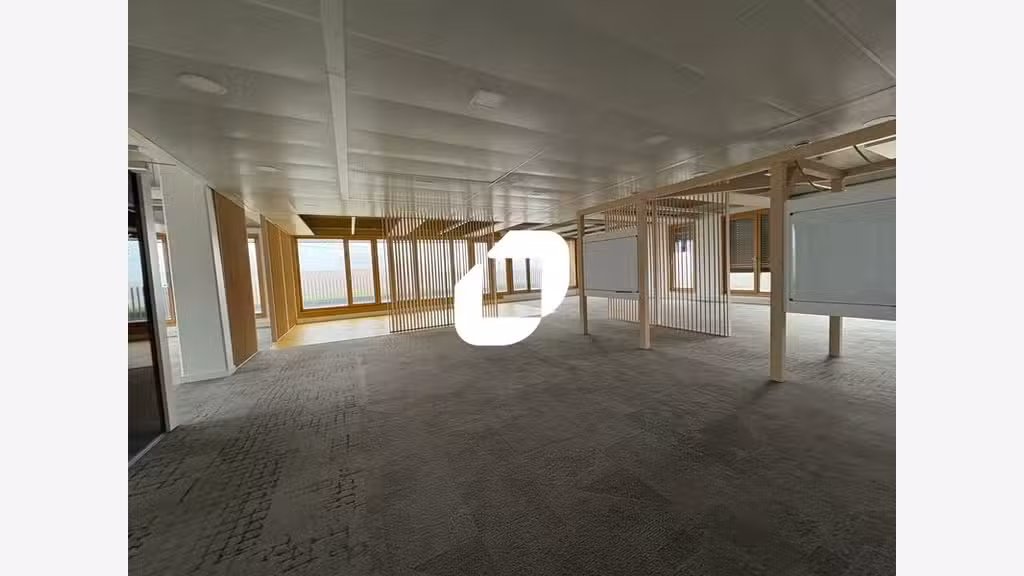 A louer Bureaux 2001m² Lezennes