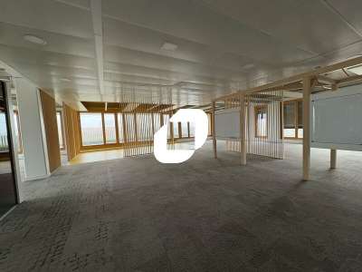 A louer Bureaux 2001m² Lezennes