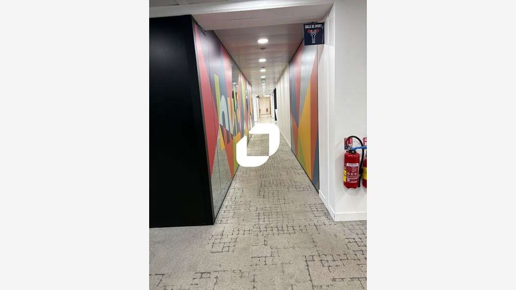 A louer Bureaux 2001m² Lezennes