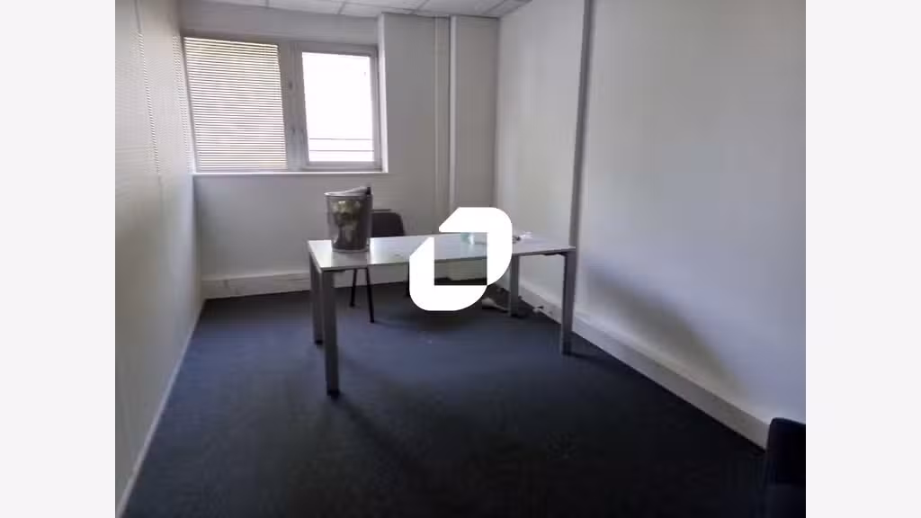 A louer Bureaux 642m² Lezennes