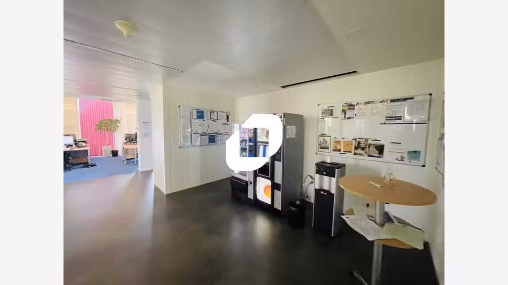A louer Bureaux 628m² Lieusaint
