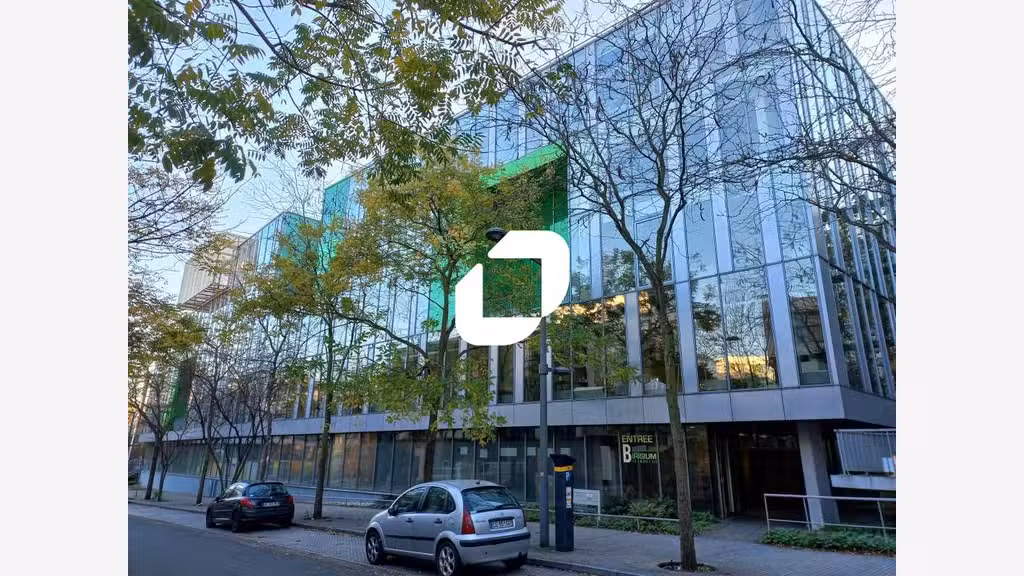 A louer Bureaux 4536m² Lille