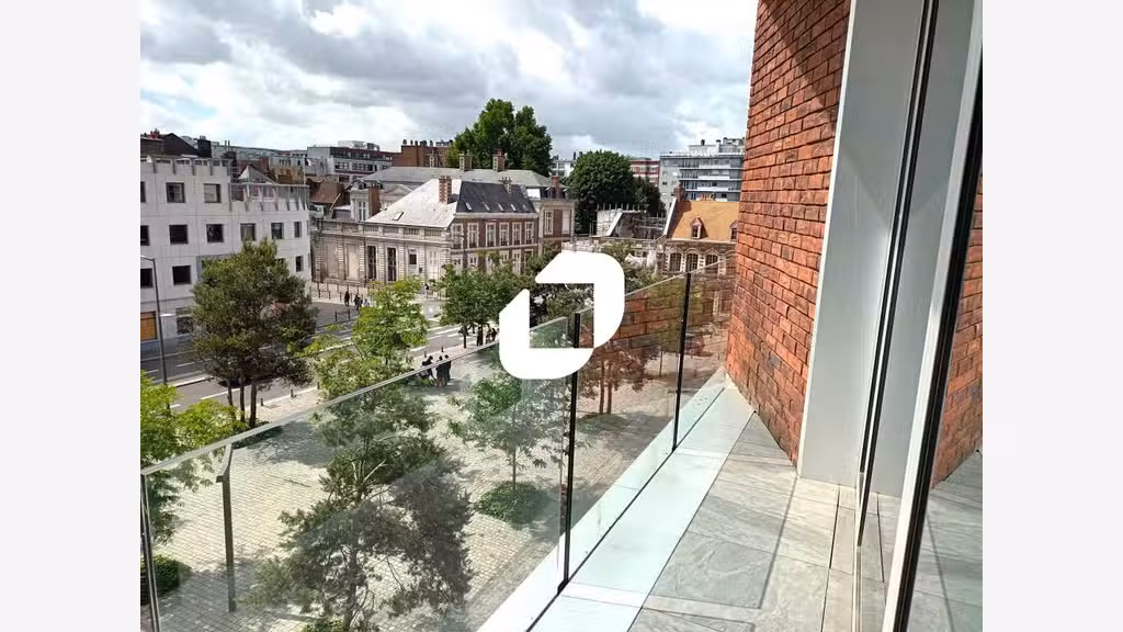 A louer Bureaux 769m² Lille