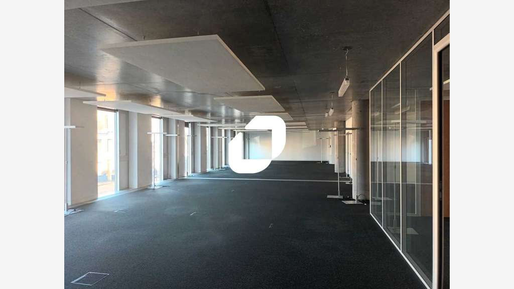 A louer Bureaux 575m² Lille
