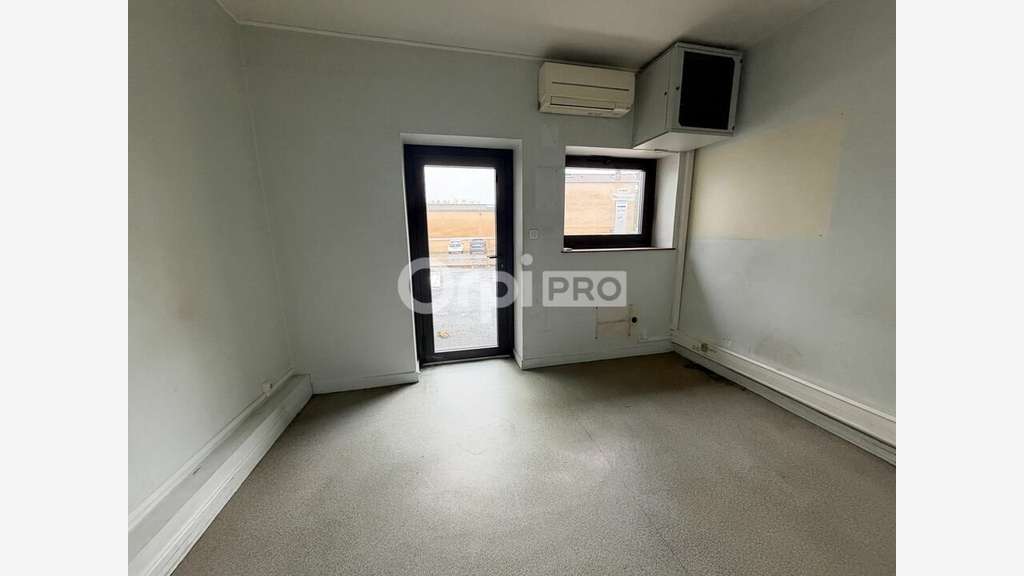 Bureaux de 103m² disponible à la location