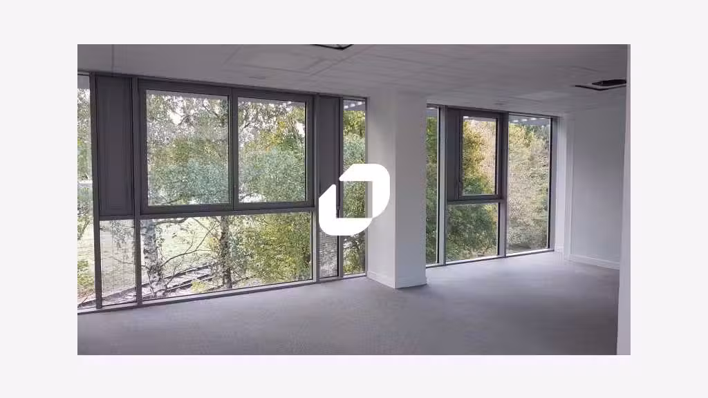 A louer Bureaux 766m² Limay