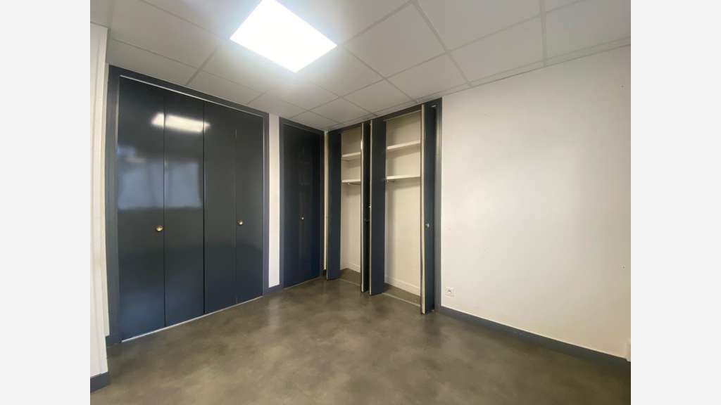 Local professionnel de 25 m² sur LIMOGES !