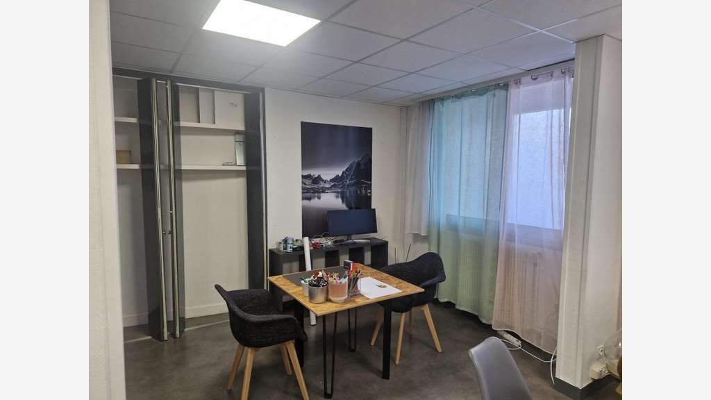 Local professionnel de 25 m² sur LIMOGES !