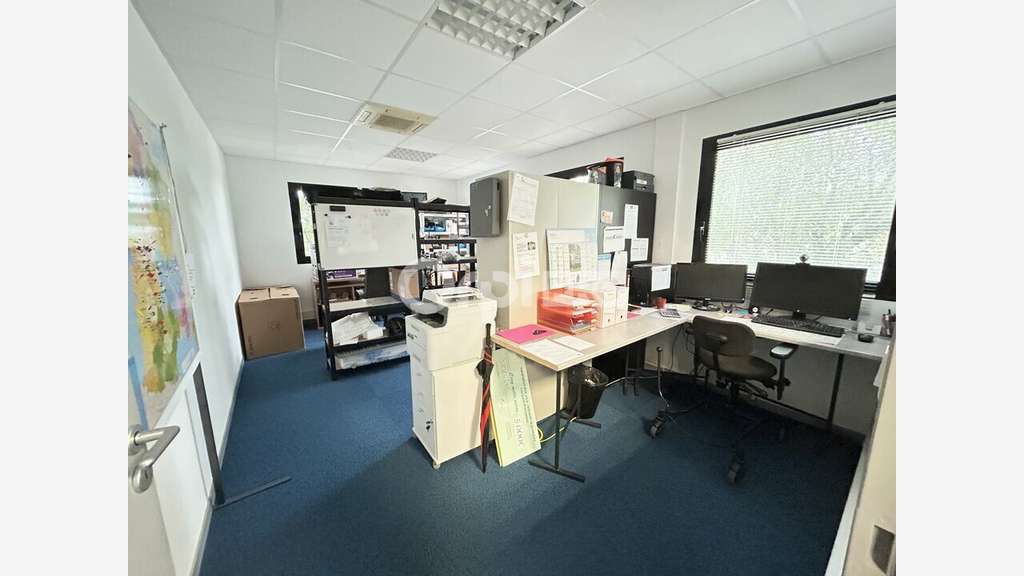 A louer bureaux 105m² à Limoges Ester technopole