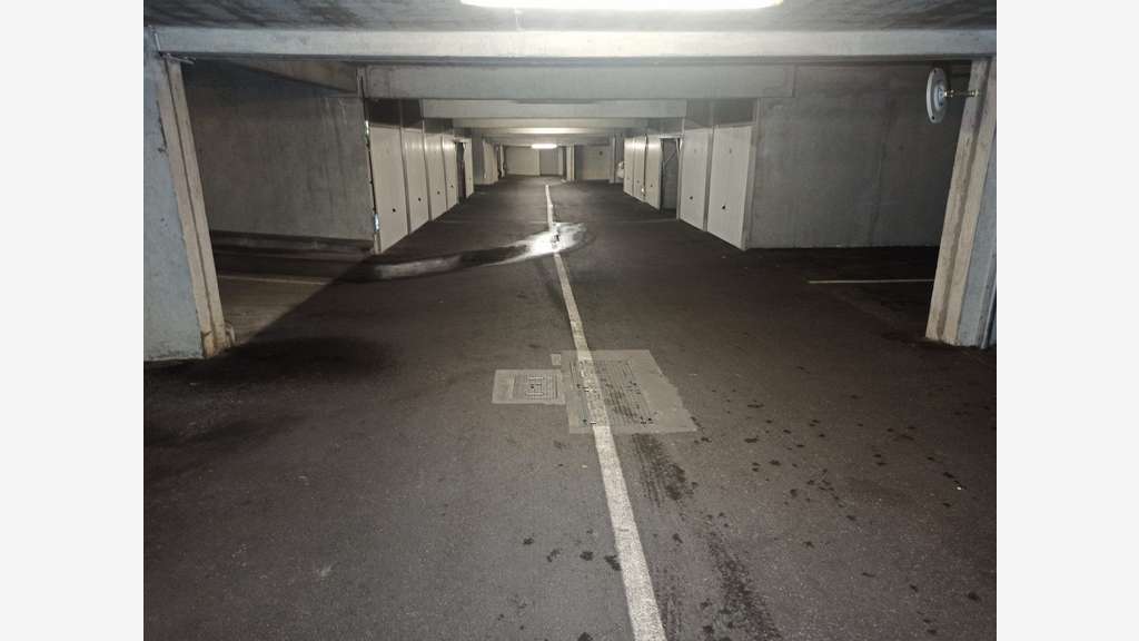 LOC Local 95m² - Agence-Bureaux 5.000 passages !