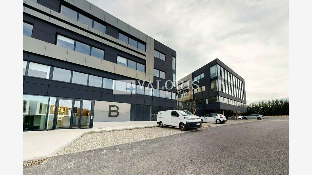 A louer bureaux de 120m² zone d'activités Limonest