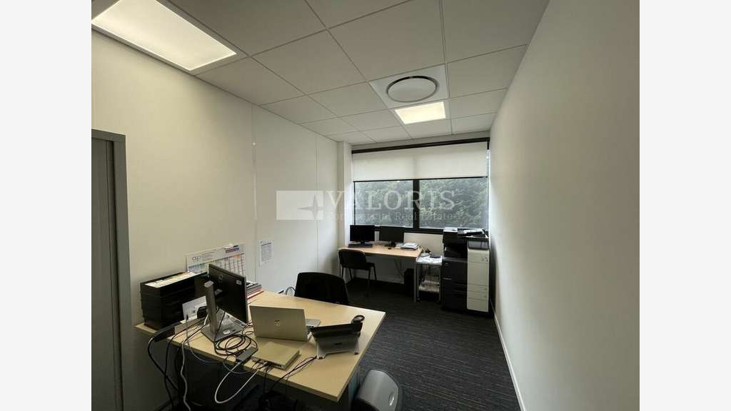 A louer bureaux de 120m² zone d'activités Limonest