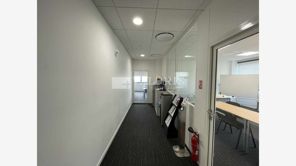 A louer bureaux de 120m² zone d'activités Limonest