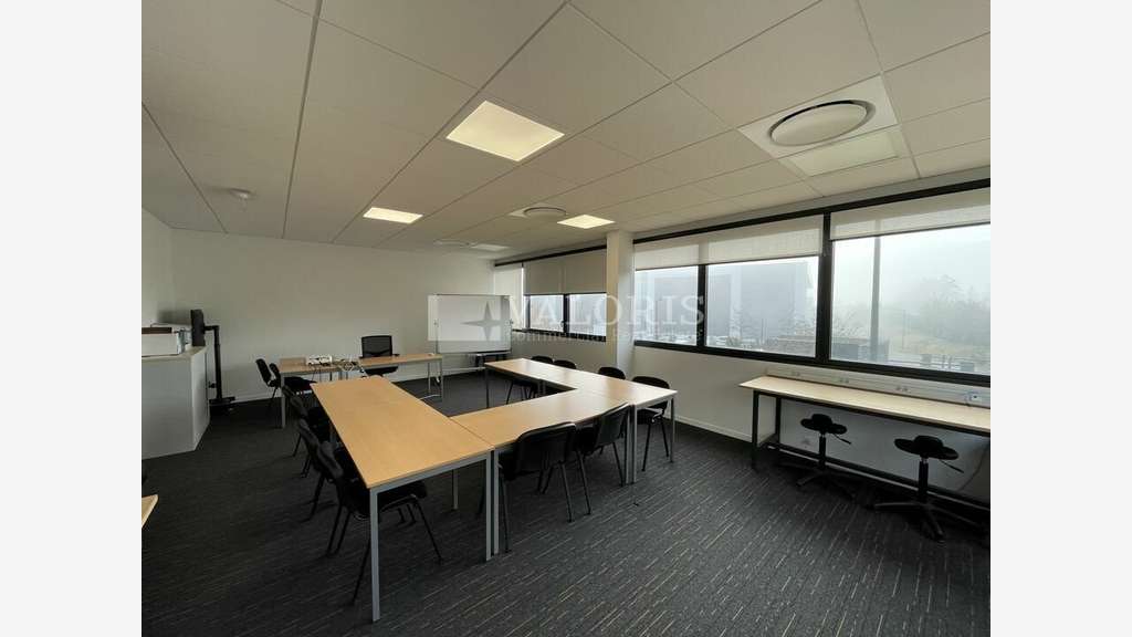 A louer bureaux de 120m² zone d'activités Limonest