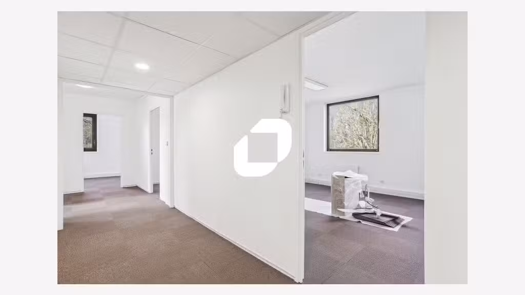 A louer Bureaux 161m² Lognes