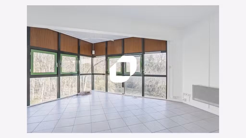 A louer Bureaux 113m² Lognes