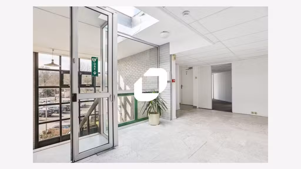 A louer Bureaux 113m² Lognes
