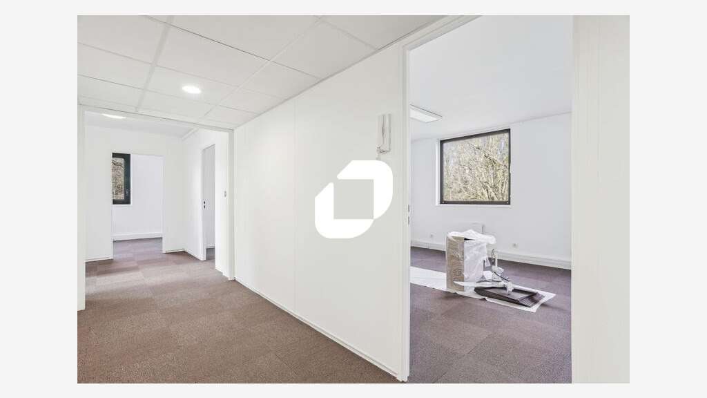 A louer Bureaux 113m² Lognes