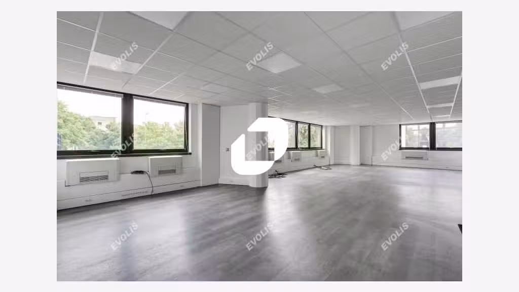 A louer Bureaux 231m² Lognes