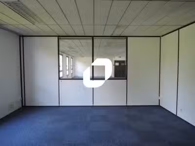 A louer Bureaux 760m² Lognes