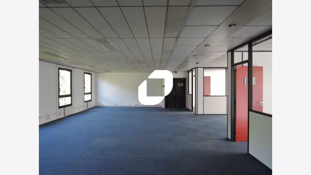 A louer Bureaux 760m² Lognes