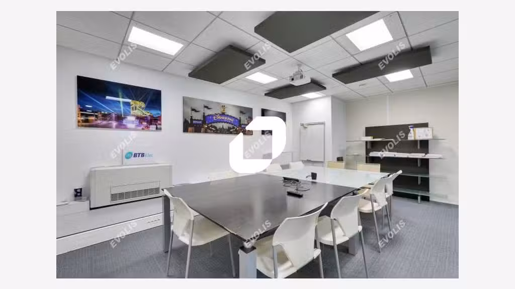 A louer Bureaux 873m² Lognes
