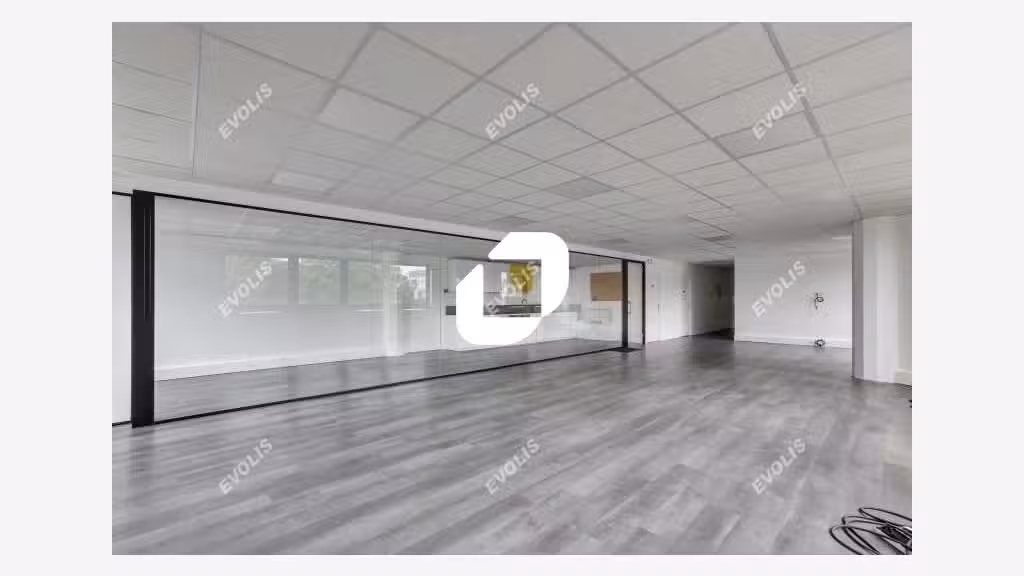 A louer Bureaux 873m² Lognes