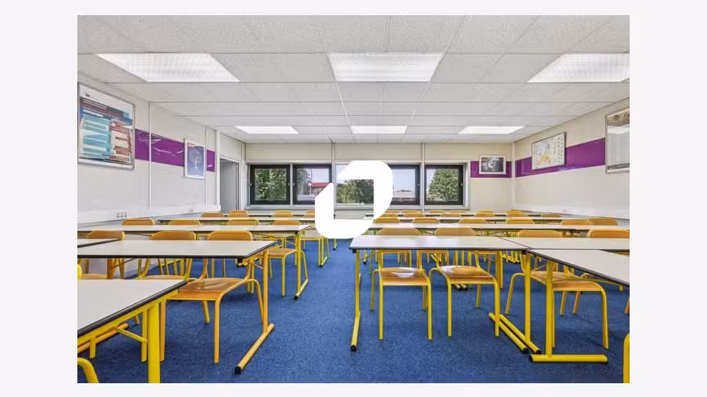 A louer Bureaux 546m² Lognes