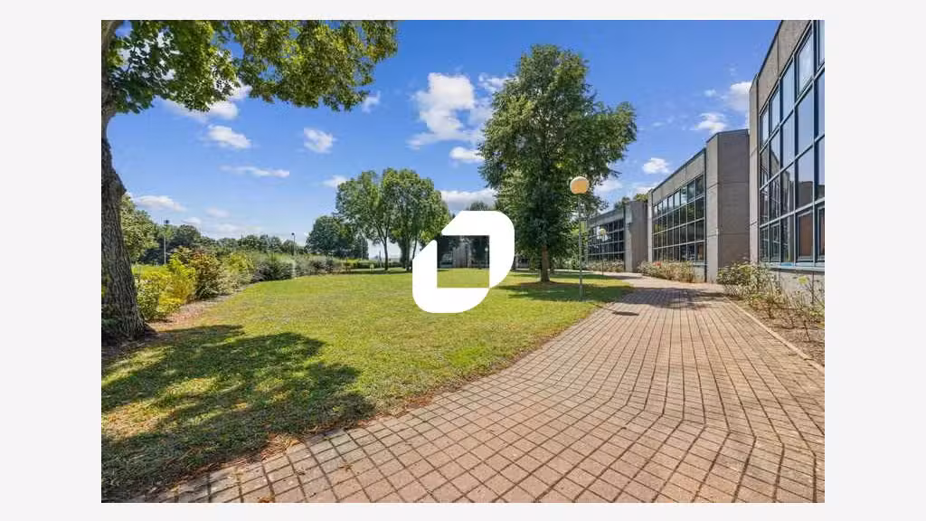 A louer Bureaux 546m² Lognes