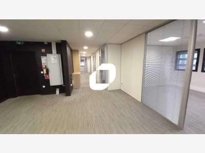 A louer Bureaux 1899m² Loos