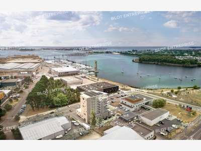 À LOUER - BUREAUX NEUFS 145 M² - LORIENT