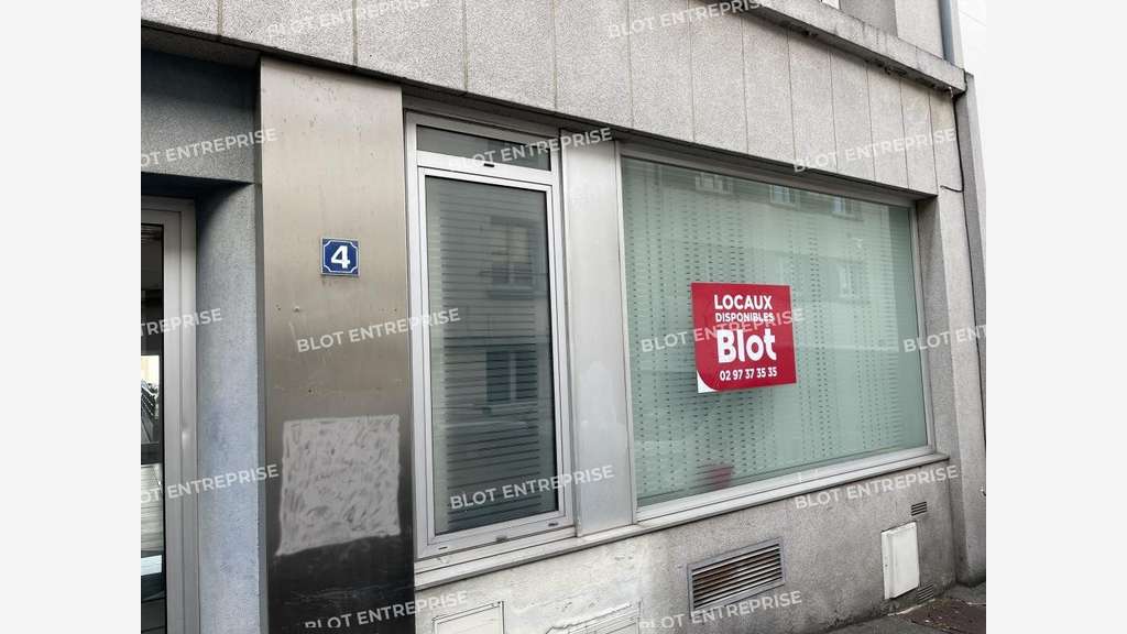 Loue bureaux de 160m² sur 2 niveaux Lorient centre