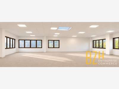 A LOUER - BUREAUX 138 m² - SECTEUR LORIENT