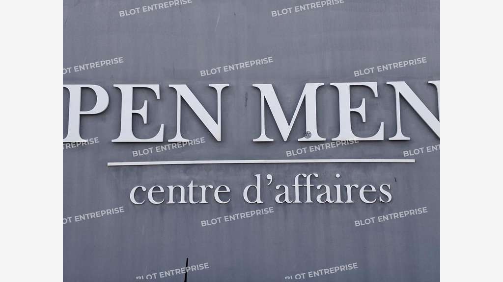 À LOUER - BUREAUX - LORIENT - 57 m²